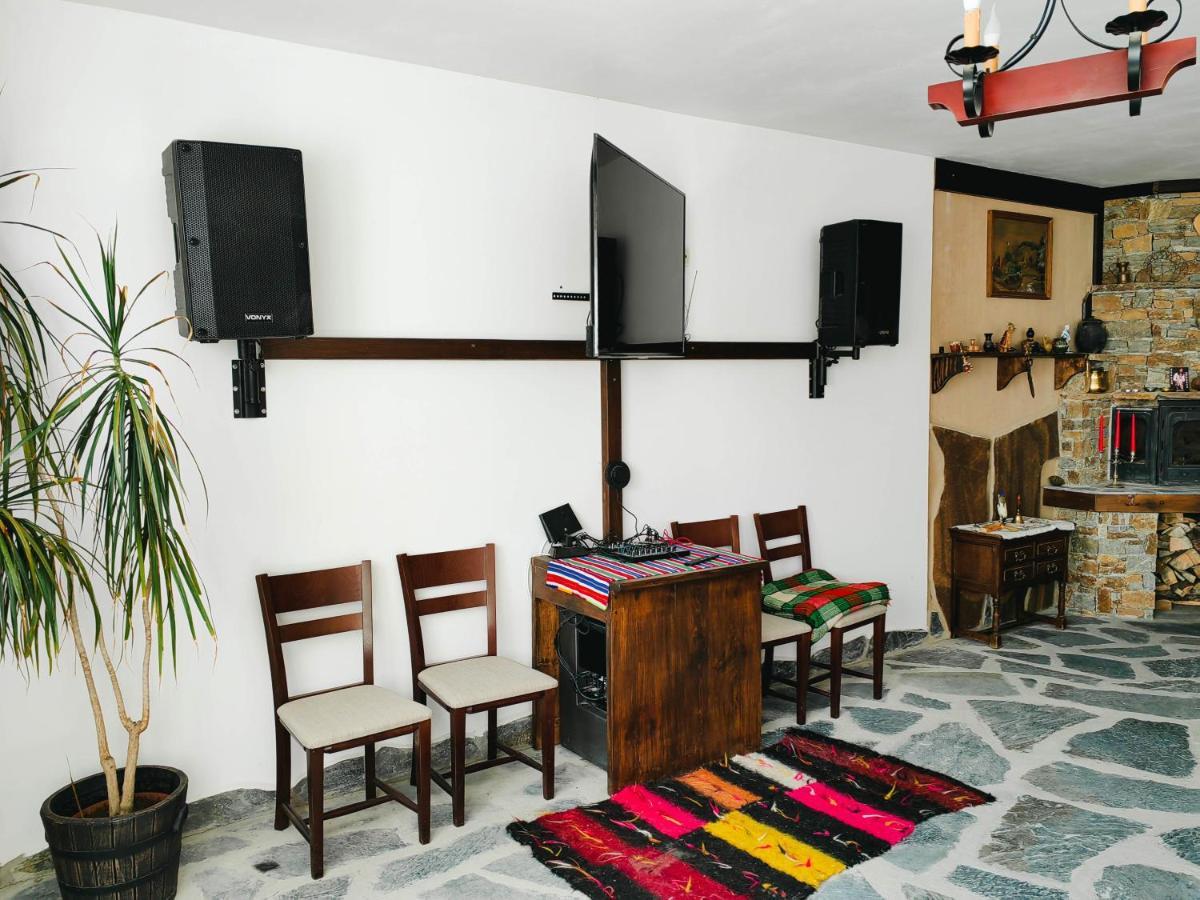 Rimovata Kashta Guest House Leshten Ngoại thất bức ảnh