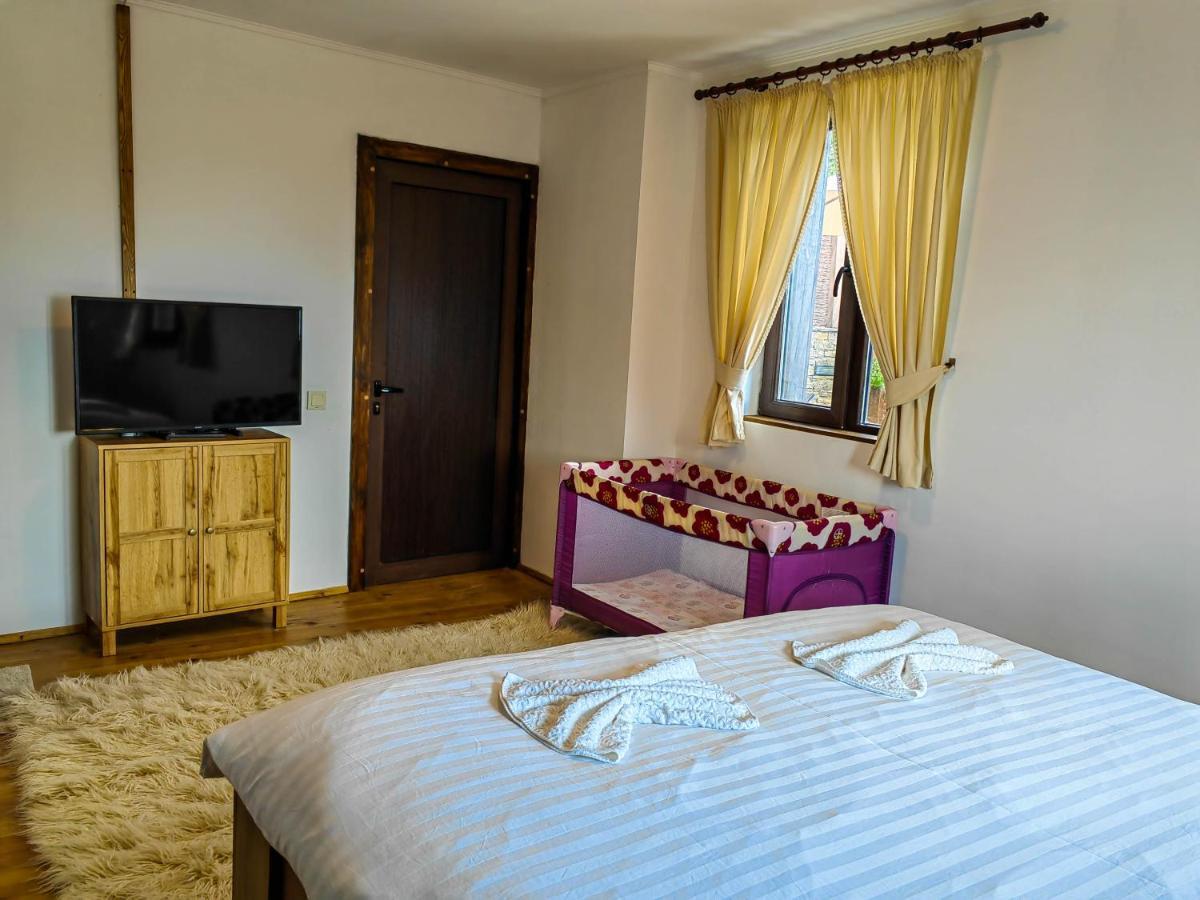 Rimovata Kashta Guest House Leshten Ngoại thất bức ảnh